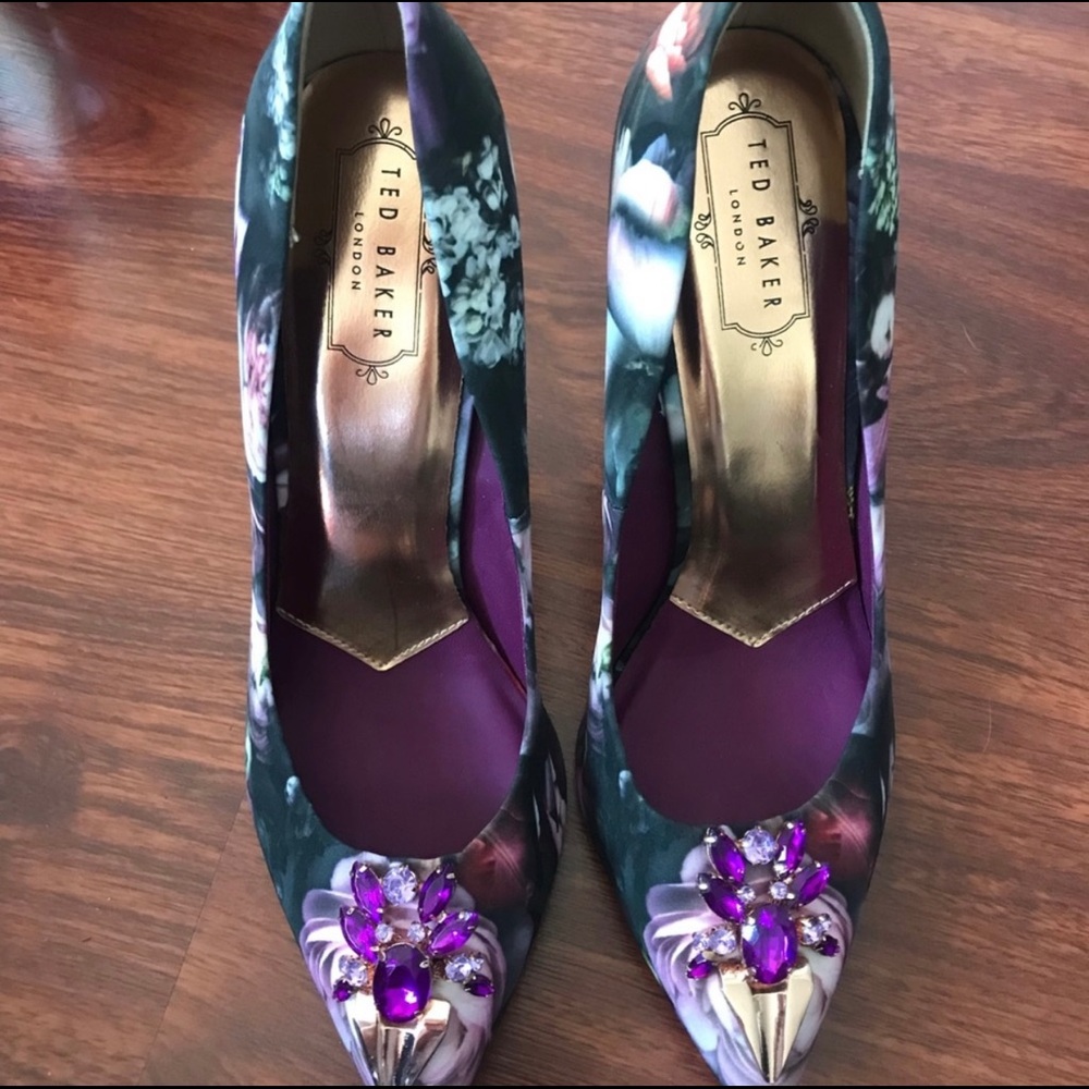 Ted Bake Floral Stiletto Size 40/9.5 US